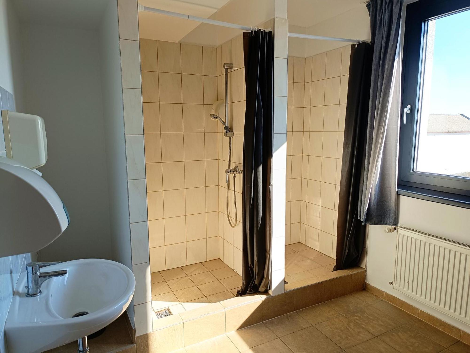 Famulus Kollegium Hostel Γκιόρ Εξωτερικό φωτογραφία